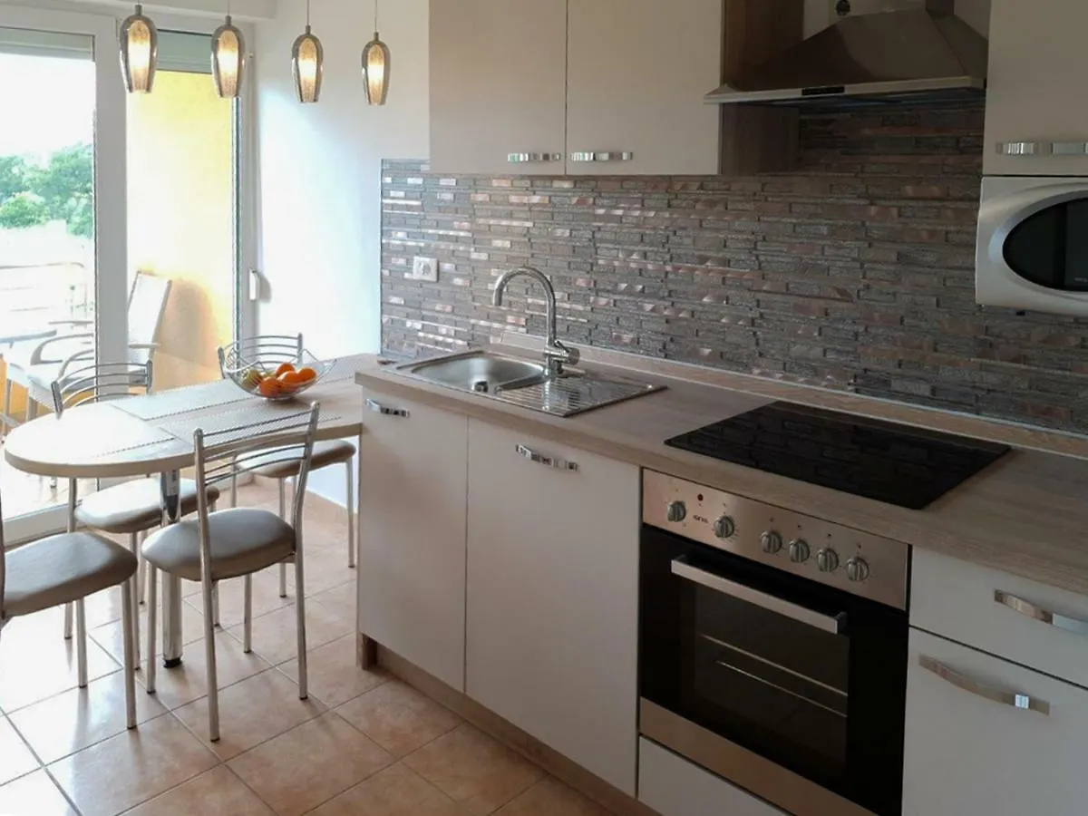 Lastovka Posesi Apartment Medulin 0*,